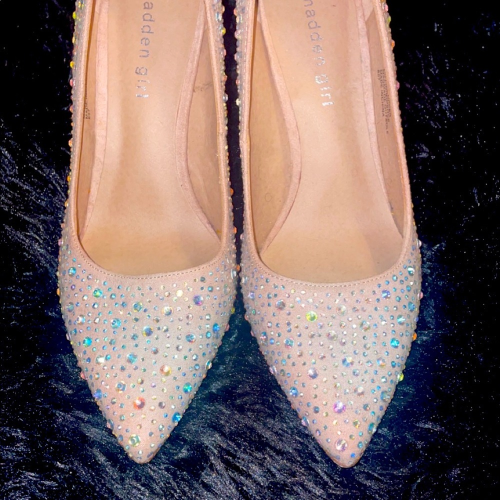Steve Madden plush heels!